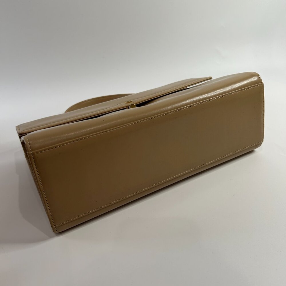 【6MK】Givenchy Beige Leather Handbag sku#85257 (gently used) - Picture 5 of 16